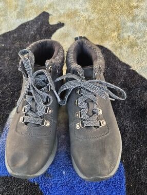 Sporto Black Fuzzy Insole Winter Shoe